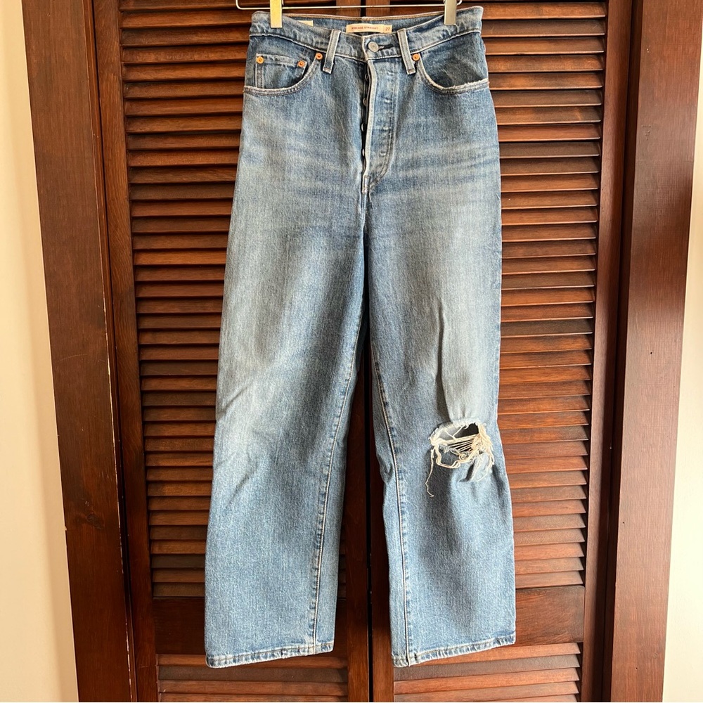 Levi’s Ribcage Straight Jean - Picture 3 of 6